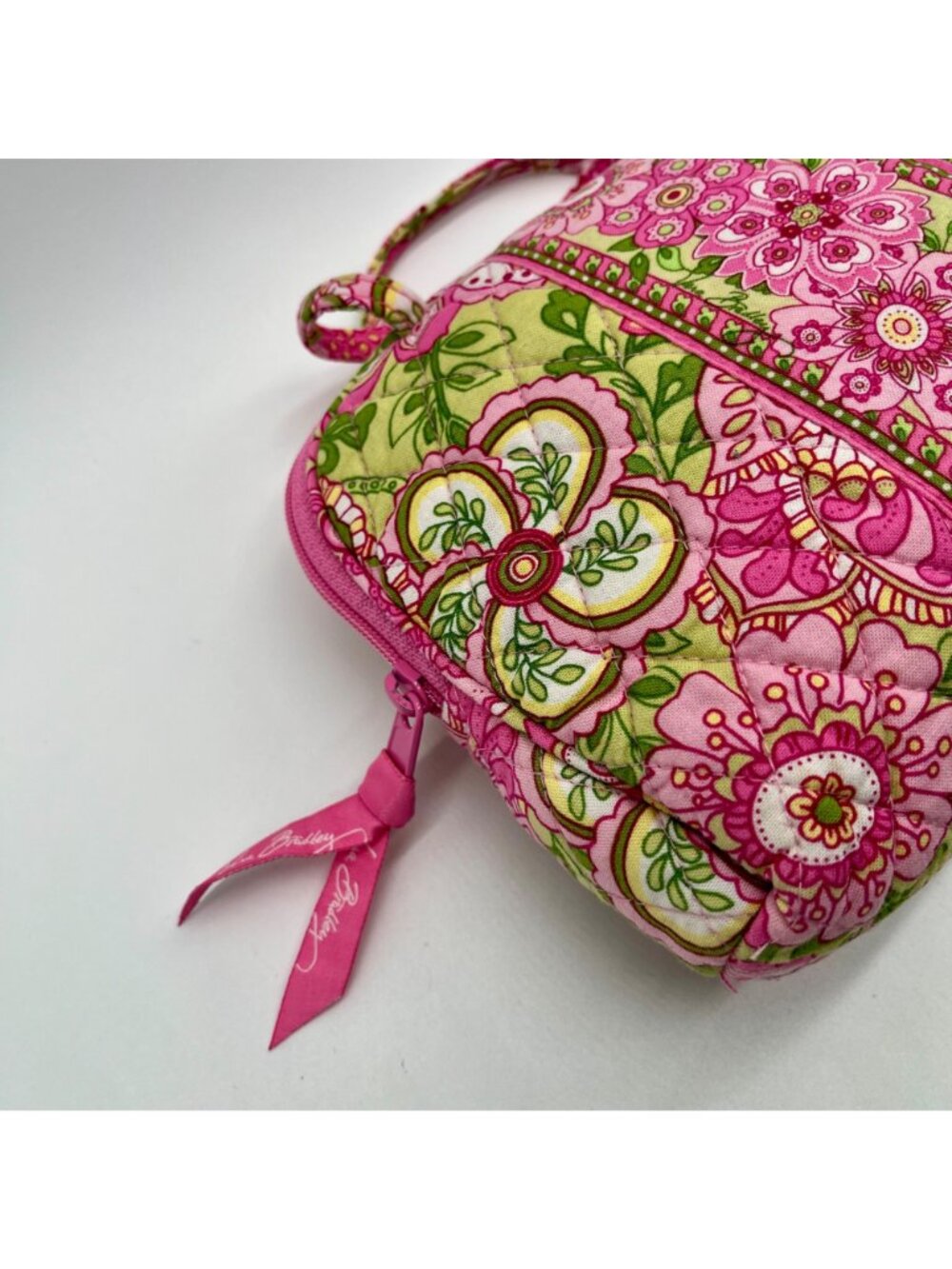 Vera Bradley Petal Pink Floral Quilted Makeup Bag - Picture 6 of 10